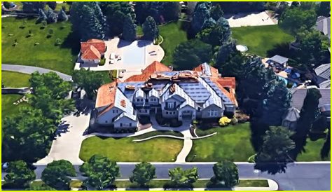 Exploring The Legacy: How Many Grandsons Does Donny Osmond Have?