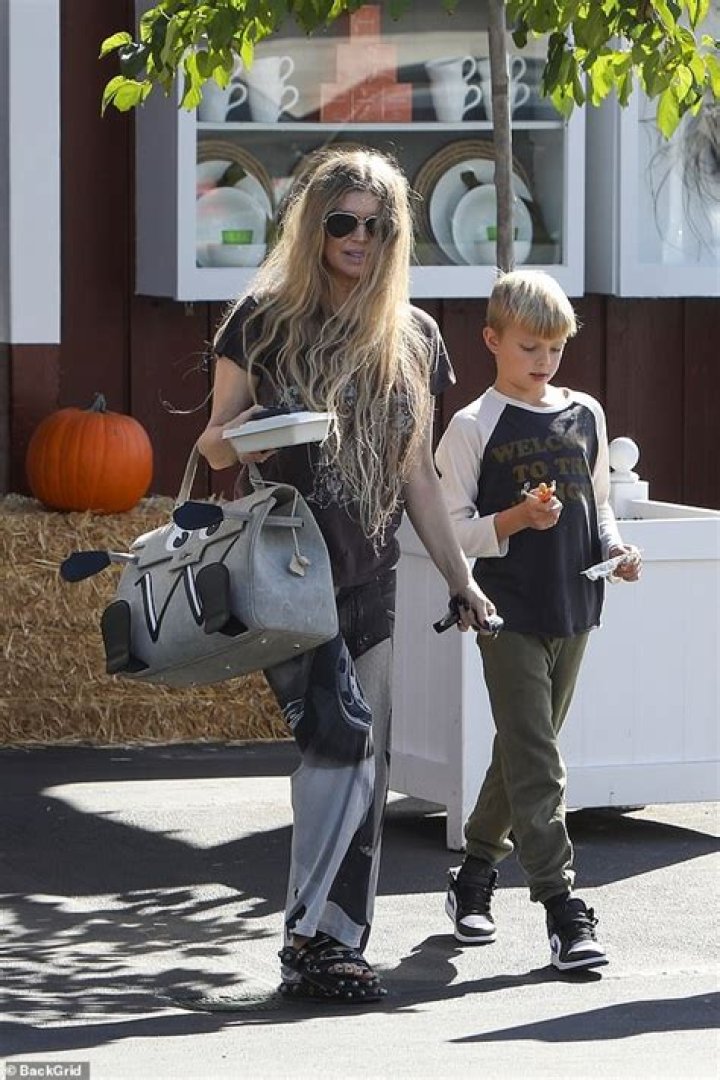 Axl Rose's Children: A Glimpse Into The Rock Legend's Family Life