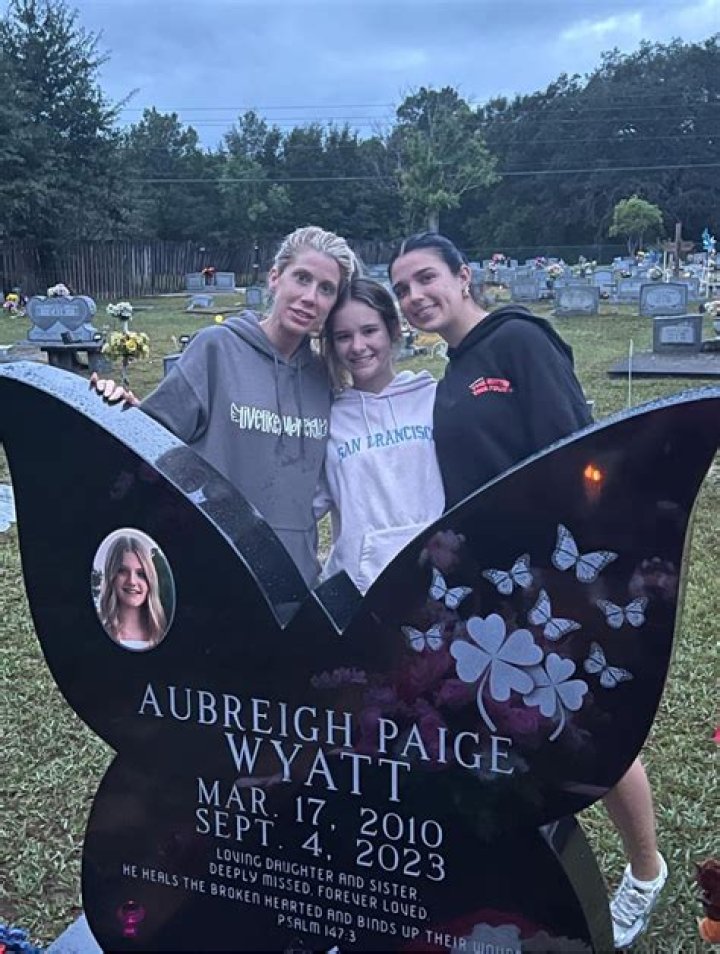 Honoring Aubreigh Wyatt: The Significance Of Her Funeral Card