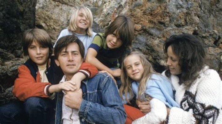 Is Emilio Estevez A Father? His Family And Kids