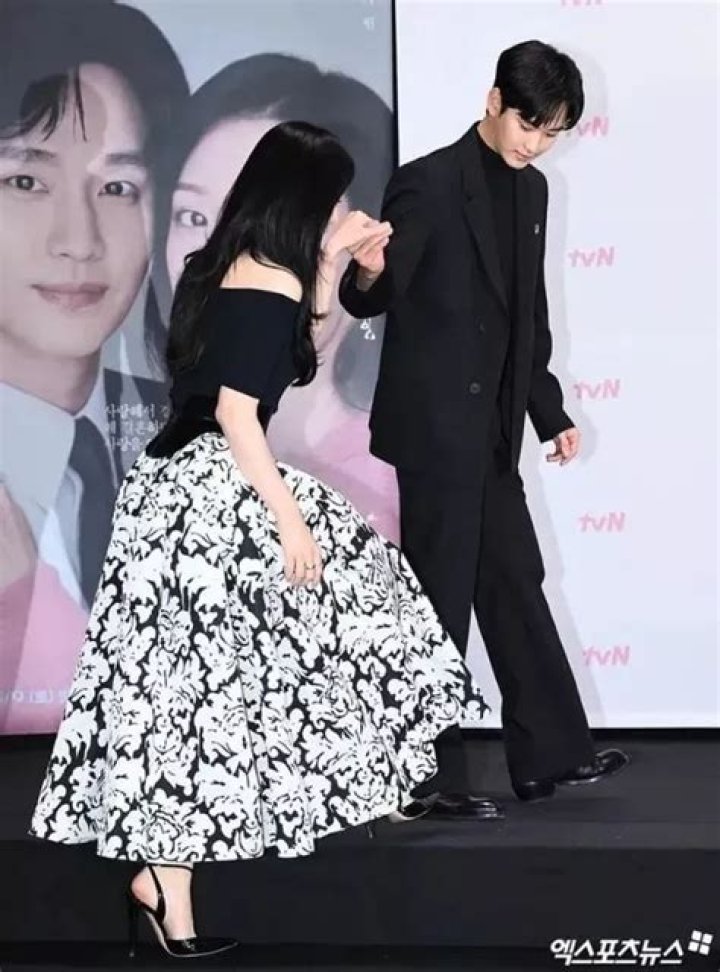 The Truth Behind The Soohyun And Jiwon Dating Rumors Unveiled