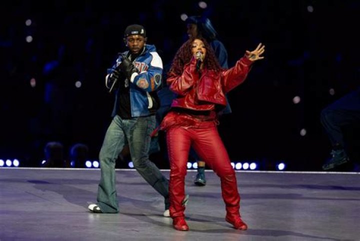 Unraveling The Influence Of SZA's Mom And Dad: A Look Into Her Family Dynamics