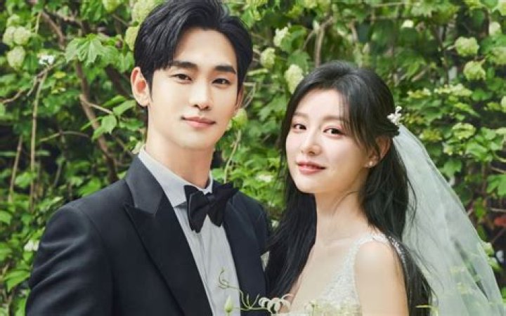 Unraveling The Truth: Are Kim Ji Won And Kim Soo Hyun Romantically Involved?