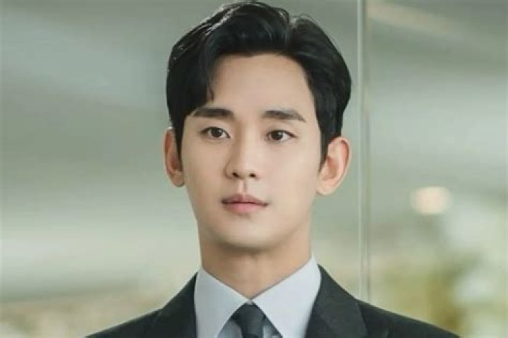 Unveiling Kim Soo Hyun's Impressive Salary Per Episode