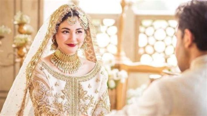 Unveiling The Mystery: Hania Aamir's Father Name