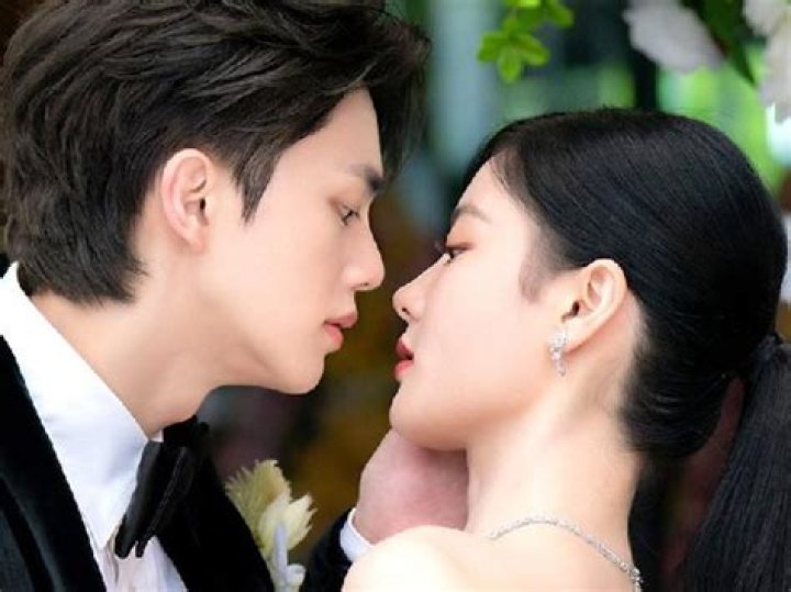 Unveiling The Mystery: Is Kim Jung-hyun Married?